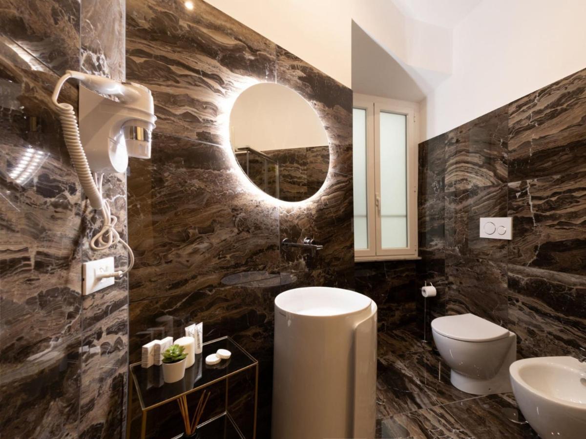 The Rent - Elegant Five-bedrooms Near Colosseo * Rom