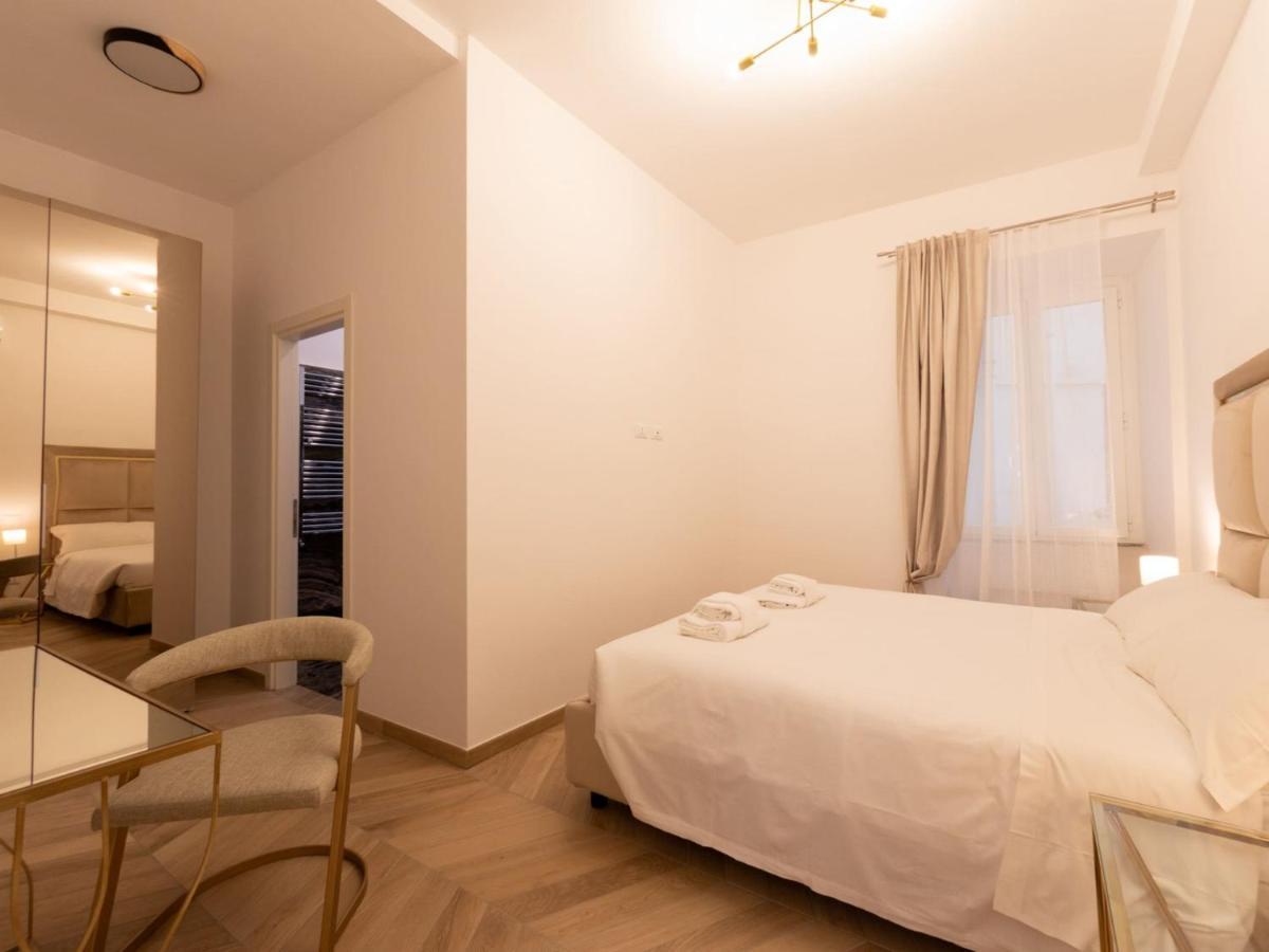 The Rent - Elegant Five-bedrooms Near Colosseo * Rom