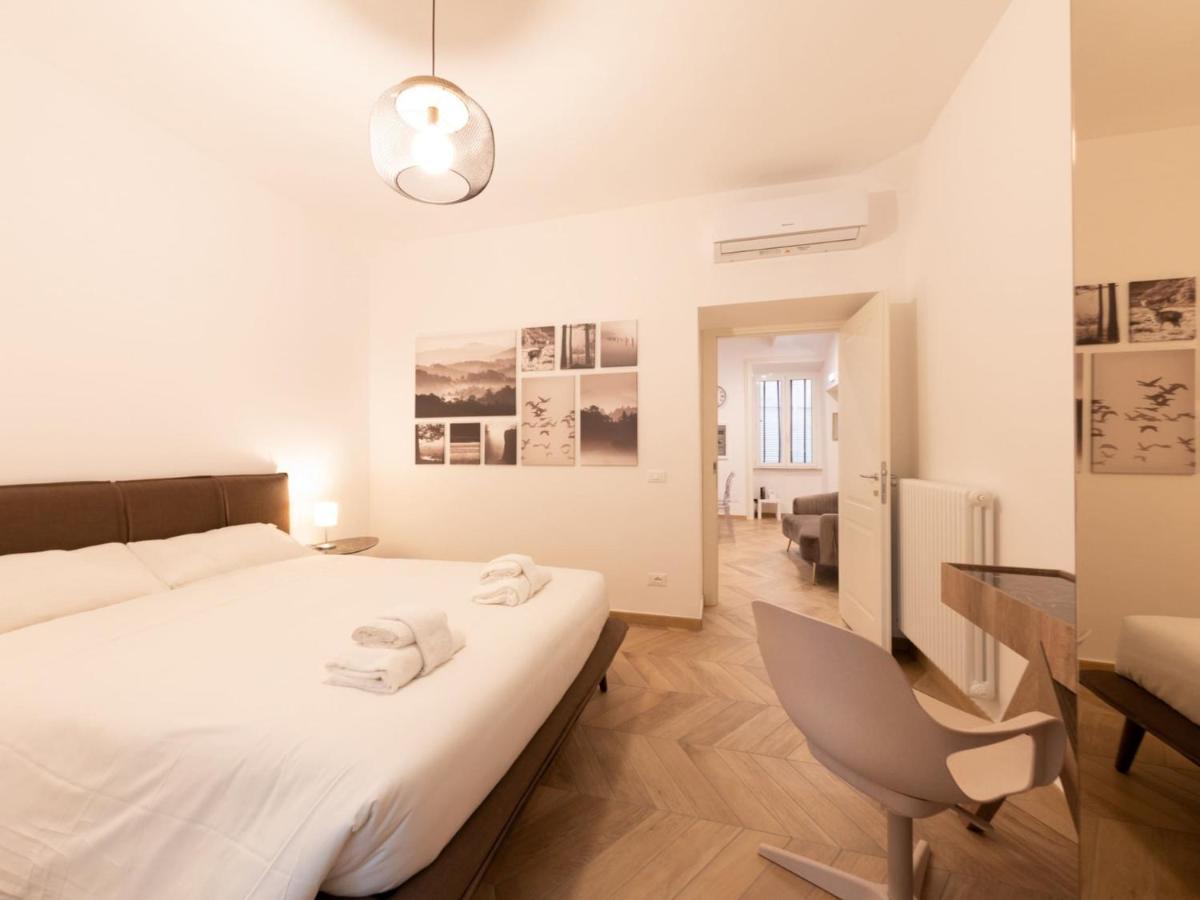 The Rent - Elegant Five-bedrooms Near Colosseo * Rom